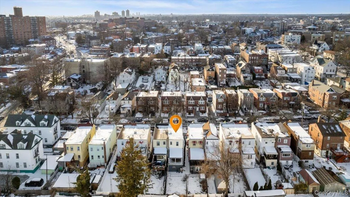 4220 Boyd Avenue, New York, NY, 3 Bedrooms Bedrooms, 5 Rooms Rooms,2 BathroomsBathrooms,Residential Sale,For Rent,Boyd,0,960886 4220 Boyd Avenue, New York, NY, 3 Bedrooms Bedrooms, 5 Rooms Rooms,2 BathroomsBathrooms,Residential Sale,For Rent,Boyd,0,960886