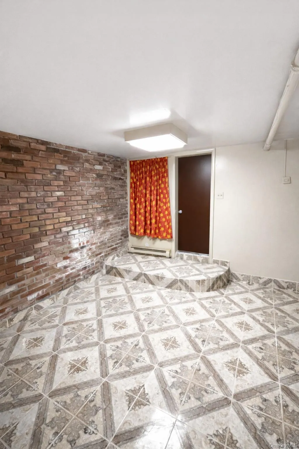 85-32 68th Avenue, New York, NY, 3 Bedrooms Bedrooms, 7 Rooms Rooms,1 BathroomBathrooms,Residential,For Rent,68th,0,960910 85-32 68th Avenue, New York, NY, 3 Bedrooms Bedrooms, 7 Rooms Rooms,1 BathroomBathrooms,Residential,For Rent,68th,0,960910