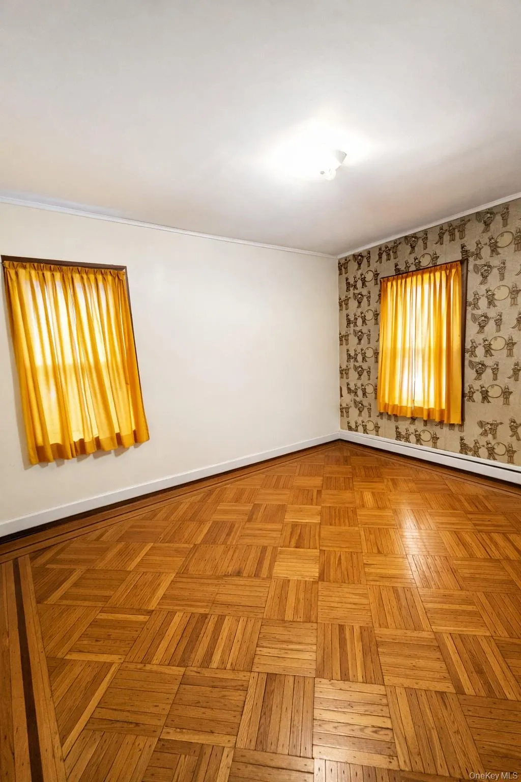 85-32 68th Avenue, New York, NY, 3 Bedrooms Bedrooms, 7 Rooms Rooms,1 BathroomBathrooms,Residential,For Rent,68th,0,960910 85-32 68th Avenue, New York, NY, 3 Bedrooms Bedrooms, 7 Rooms Rooms,1 BathroomBathrooms,Residential,For Rent,68th,0,960910