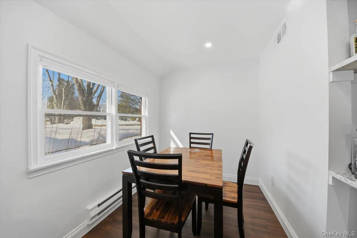 180 Heritage Hills, Somers, NY, 1 Bedroom Bedrooms, 4 Rooms Rooms,1 BathroomBathrooms,Residential Lease,For Rent,Heritage,0,960915 180 Heritage Hills, Somers, NY, 1 Bedroom Bedrooms, 4 Rooms Rooms,1 BathroomBathrooms,Residential Lease,For Rent,Heritage,0,960915