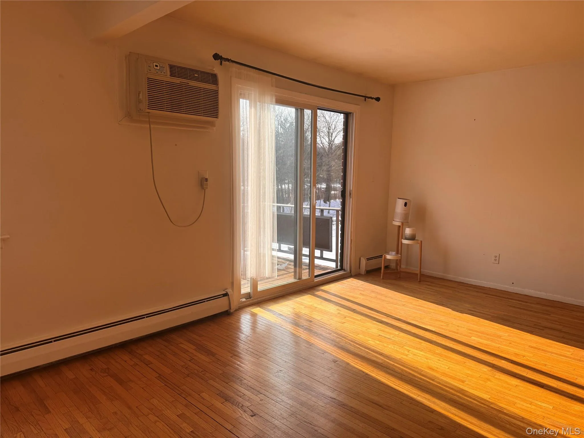 12 Charles Lane, Haverstraw, NY, 1 Bedroom Bedrooms, 4 Rooms Rooms,1 BathroomBathrooms,Residential Lease,For Rent,Charles,0,960922 12 Charles Lane, Haverstraw, NY, 1 Bedroom Bedrooms, 4 Rooms Rooms,1 BathroomBathrooms,Residential Lease,For Rent,Charles,0,960922