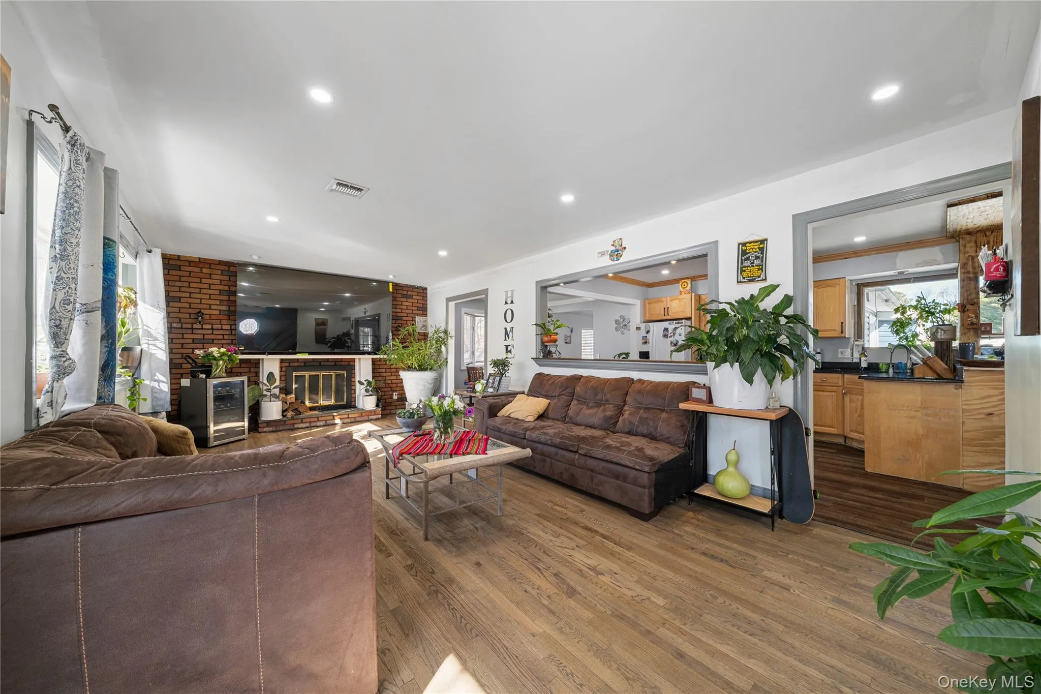 342 Revilo Avenue, Brookhaven, NY, 5 Bedrooms Bedrooms, 14 Rooms Rooms,4 BathroomsBathrooms,Residential,For Rent,Revilo,0,960928 342 Revilo Avenue, Brookhaven, NY, 5 Bedrooms Bedrooms, 14 Rooms Rooms,4 BathroomsBathrooms,Residential,For Rent,Revilo,0,960928