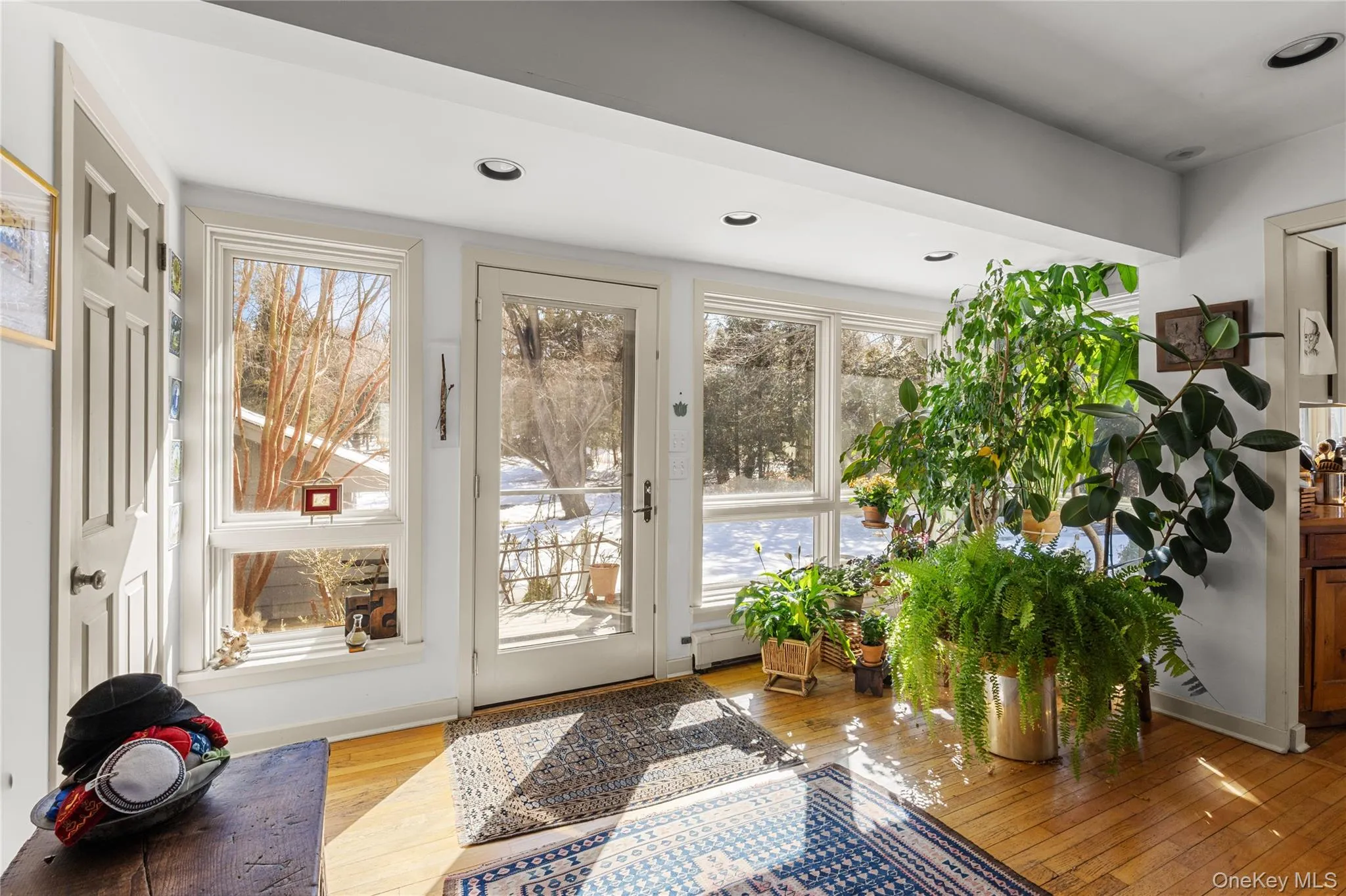 5 Shore Drive, Brookhaven, NY, 4 Bedrooms Bedrooms, 8 Rooms Rooms,2 BathroomsBathrooms,Residential,For Rent,Shore,0,960930 5 Shore Drive, Brookhaven, NY, 4 Bedrooms Bedrooms, 8 Rooms Rooms,2 BathroomsBathrooms,Residential,For Rent,Shore,0,960930