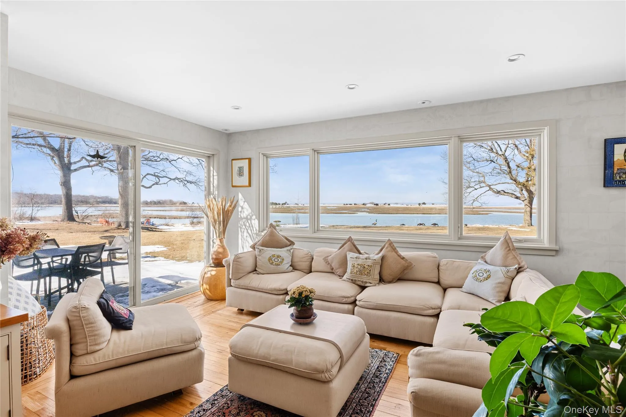 5 Shore Drive, Brookhaven, NY, 4 Bedrooms Bedrooms, 8 Rooms Rooms,2 BathroomsBathrooms,Residential,For Rent,Shore,0,960930 5 Shore Drive, Brookhaven, NY, 4 Bedrooms Bedrooms, 8 Rooms Rooms,2 BathroomsBathrooms,Residential,For Rent,Shore,0,960930