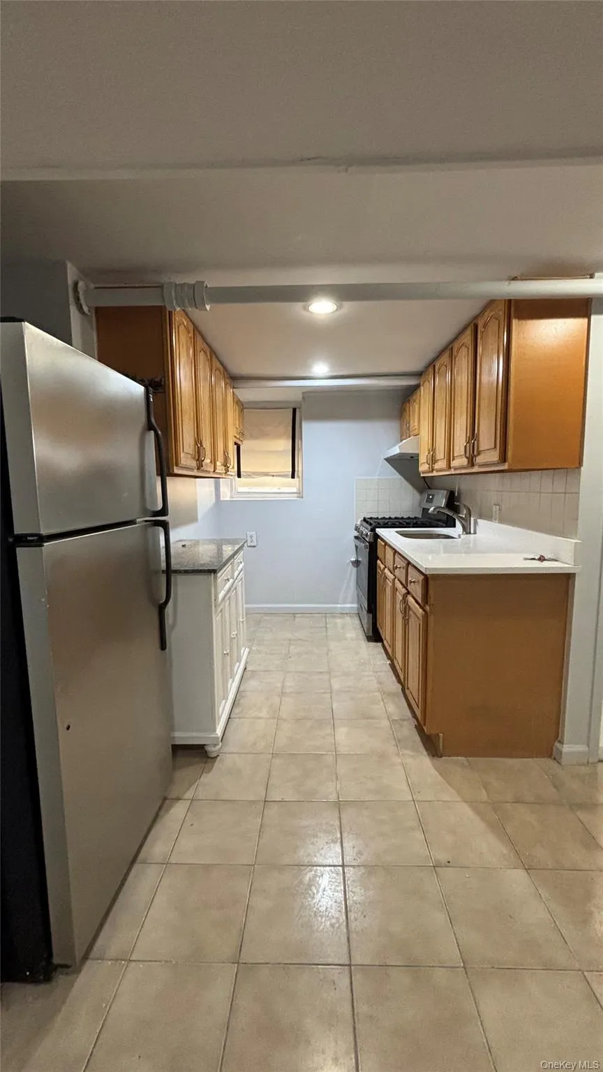 1527 172nd Street, New York, NY, 2 Bedrooms Bedrooms, 4 Rooms Rooms,1 BathroomBathrooms,Residential Lease,For Rent,172nd,0,960947 1527 172nd Street, New York, NY, 2 Bedrooms Bedrooms, 4 Rooms Rooms,1 BathroomBathrooms,Residential Lease,For Rent,172nd,0,960947