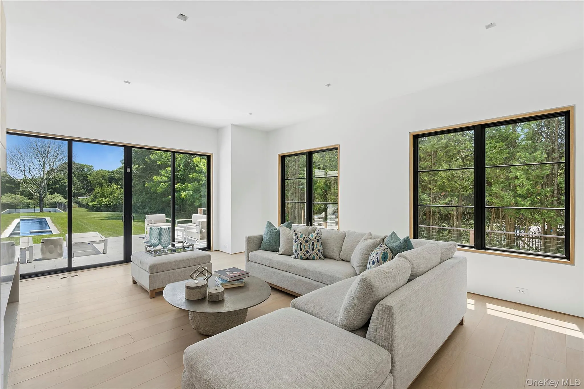 50 Tuckahoe Lane, Southampton, NY, 6 Bedrooms Bedrooms, 20 Rooms Rooms,8 BathroomsBathrooms,Residential,For Rent,Tuckahoe,0,960949 50 Tuckahoe Lane, Southampton, NY, 6 Bedrooms Bedrooms, 20 Rooms Rooms,8 BathroomsBathrooms,Residential,For Rent,Tuckahoe,0,960949
