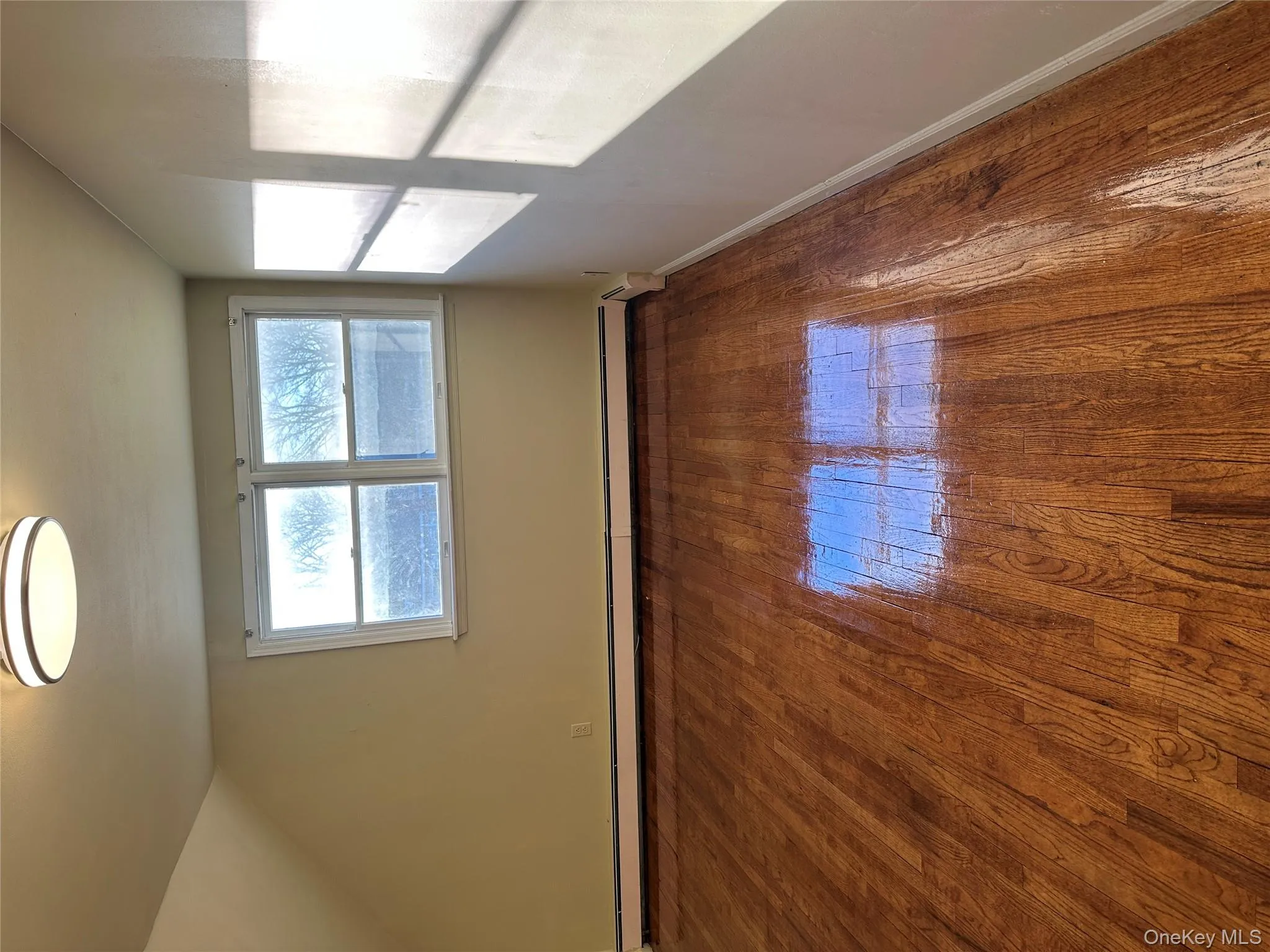 305 Manhattan Boulevard, Islip, NY, 3 Bedrooms Bedrooms, 6 Rooms Rooms,1 BathroomBathrooms,Residential Lease,For Rent,Manhattan,0,960951 305 Manhattan Boulevard, Islip, NY, 3 Bedrooms Bedrooms, 6 Rooms Rooms,1 BathroomBathrooms,Residential Lease,For Rent,Manhattan,0,960951