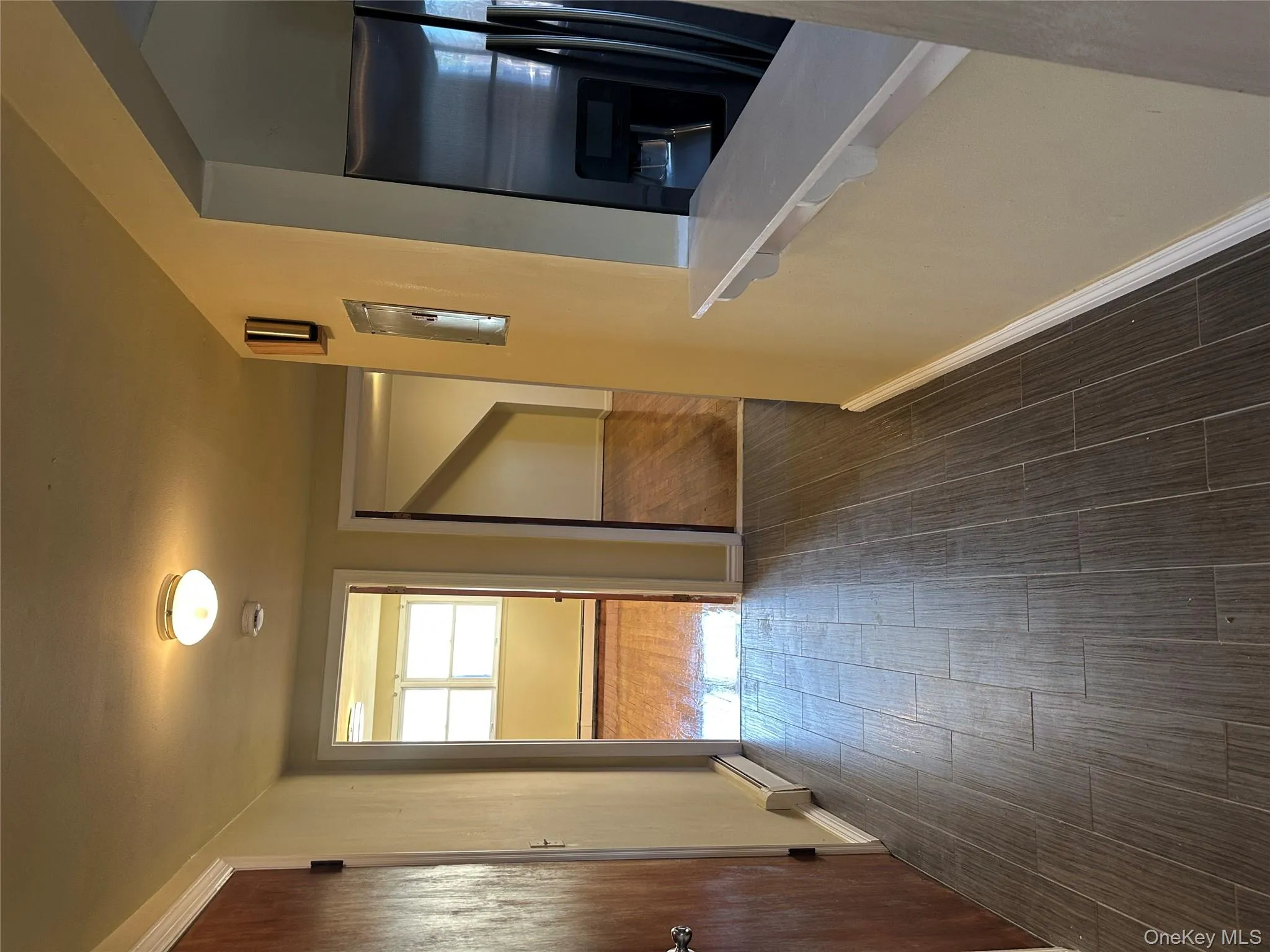 305 Manhattan Boulevard, Islip, NY, 3 Bedrooms Bedrooms, 6 Rooms Rooms,1 BathroomBathrooms,Residential Lease,For Rent,Manhattan,0,960951 305 Manhattan Boulevard, Islip, NY, 3 Bedrooms Bedrooms, 6 Rooms Rooms,1 BathroomBathrooms,Residential Lease,For Rent,Manhattan,0,960951