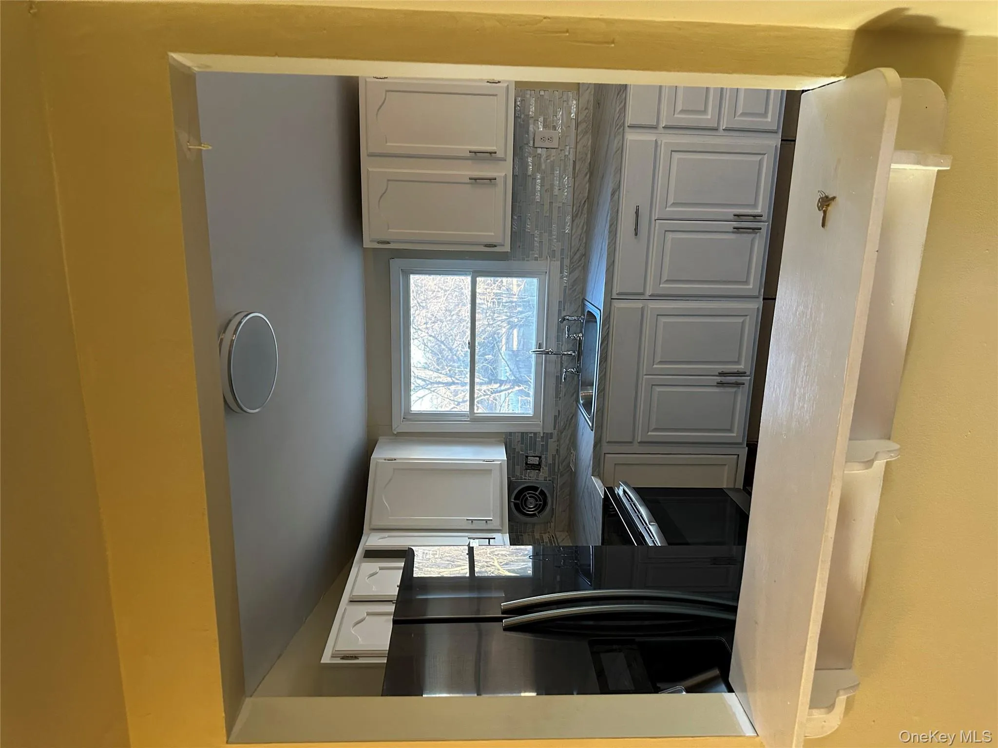 305 Manhattan Boulevard, Islip, NY, 3 Bedrooms Bedrooms, 6 Rooms Rooms,1 BathroomBathrooms,Residential Lease,For Rent,Manhattan,0,960951 305 Manhattan Boulevard, Islip, NY, 3 Bedrooms Bedrooms, 6 Rooms Rooms,1 BathroomBathrooms,Residential Lease,For Rent,Manhattan,0,960951