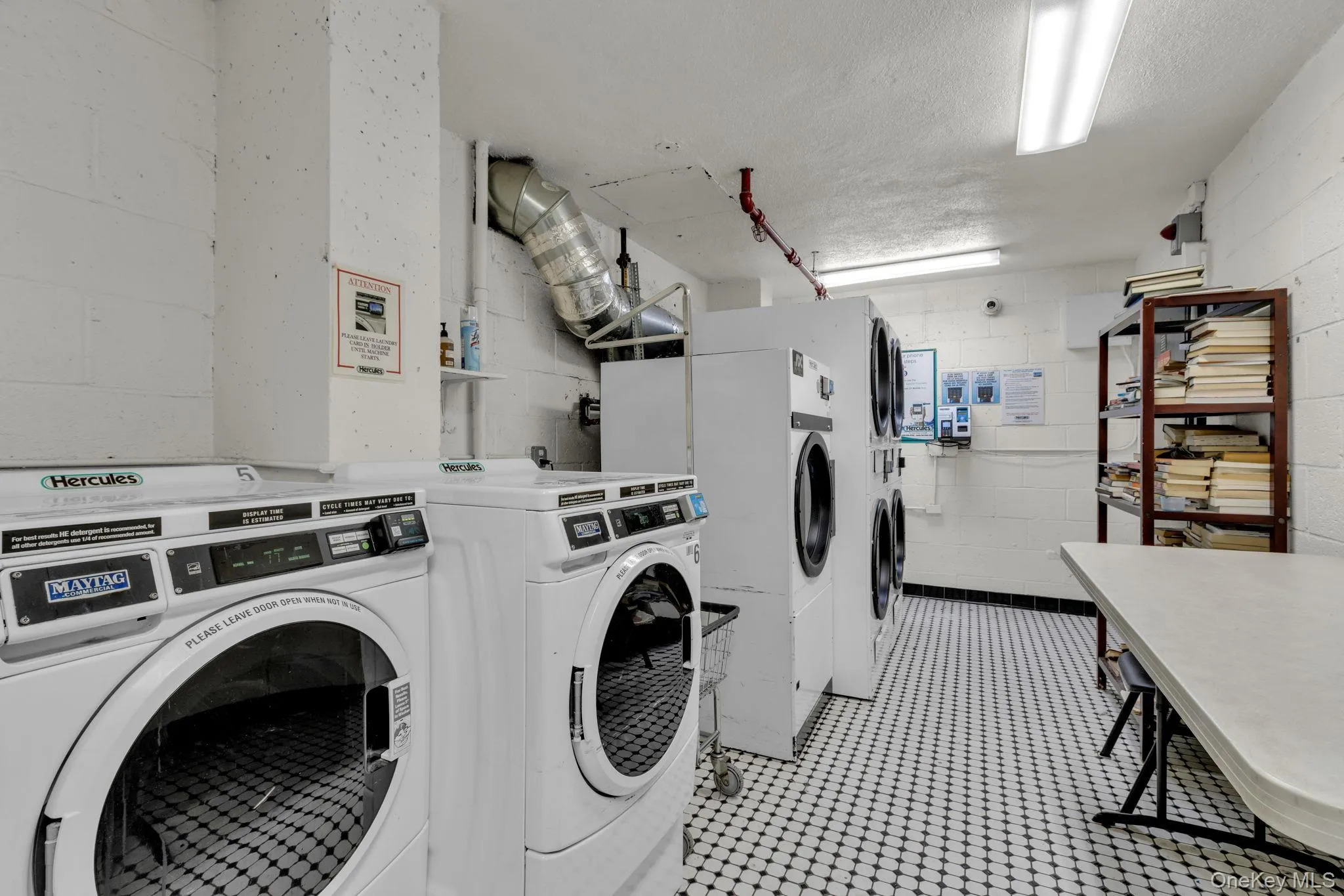 579 215th Street, New York, NY, 3 Rooms Rooms,1 BathroomBathrooms,Residential,For Rent,215th,0,960955 579 215th Street, New York, NY, 3 Rooms Rooms,1 BathroomBathrooms,Residential,For Rent,215th,0,960955