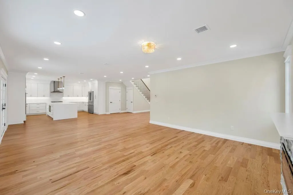 351 Concord Avenue, Hempstead, NY, 5 Bedrooms Bedrooms, 8 Rooms Rooms,4 BathroomsBathrooms,Residential,For Rent,Concord,0,960956 351 Concord Avenue, Hempstead, NY, 5 Bedrooms Bedrooms, 8 Rooms Rooms,4 BathroomsBathrooms,Residential,For Rent,Concord,0,960956