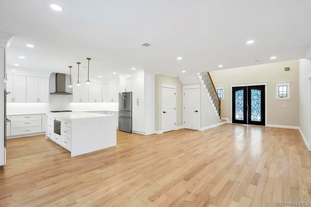 351 Concord Avenue, Hempstead, NY, 5 Bedrooms Bedrooms, 8 Rooms Rooms,4 BathroomsBathrooms,Residential,For Rent,Concord,0,960956 351 Concord Avenue, Hempstead, NY, 5 Bedrooms Bedrooms, 8 Rooms Rooms,4 BathroomsBathrooms,Residential,For Rent,Concord,0,960956