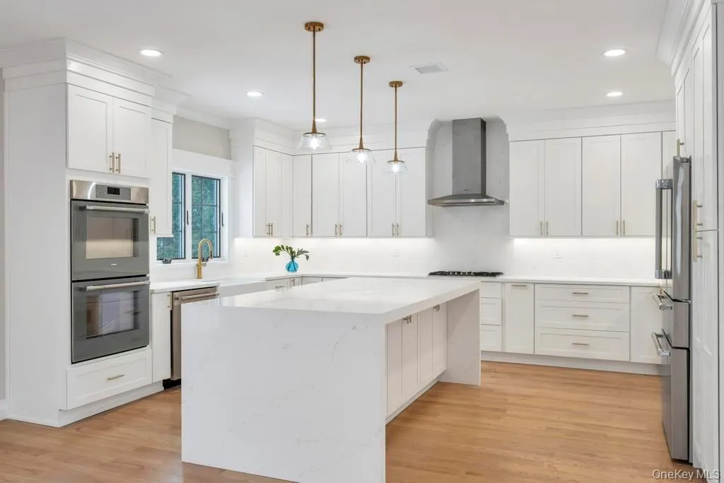 351 Concord Avenue, Hempstead, NY, 5 Bedrooms Bedrooms, 8 Rooms Rooms,4 BathroomsBathrooms,Residential,For Rent,Concord,0,960956 351 Concord Avenue, Hempstead, NY, 5 Bedrooms Bedrooms, 8 Rooms Rooms,4 BathroomsBathrooms,Residential,For Rent,Concord,0,960956