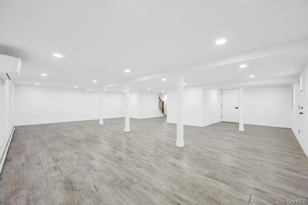 351 Concord Avenue, Hempstead, NY, 5 Bedrooms Bedrooms, 8 Rooms Rooms,4 BathroomsBathrooms,Residential,For Rent,Concord,0,960956 351 Concord Avenue, Hempstead, NY, 5 Bedrooms Bedrooms, 8 Rooms Rooms,4 BathroomsBathrooms,Residential,For Rent,Concord,0,960956