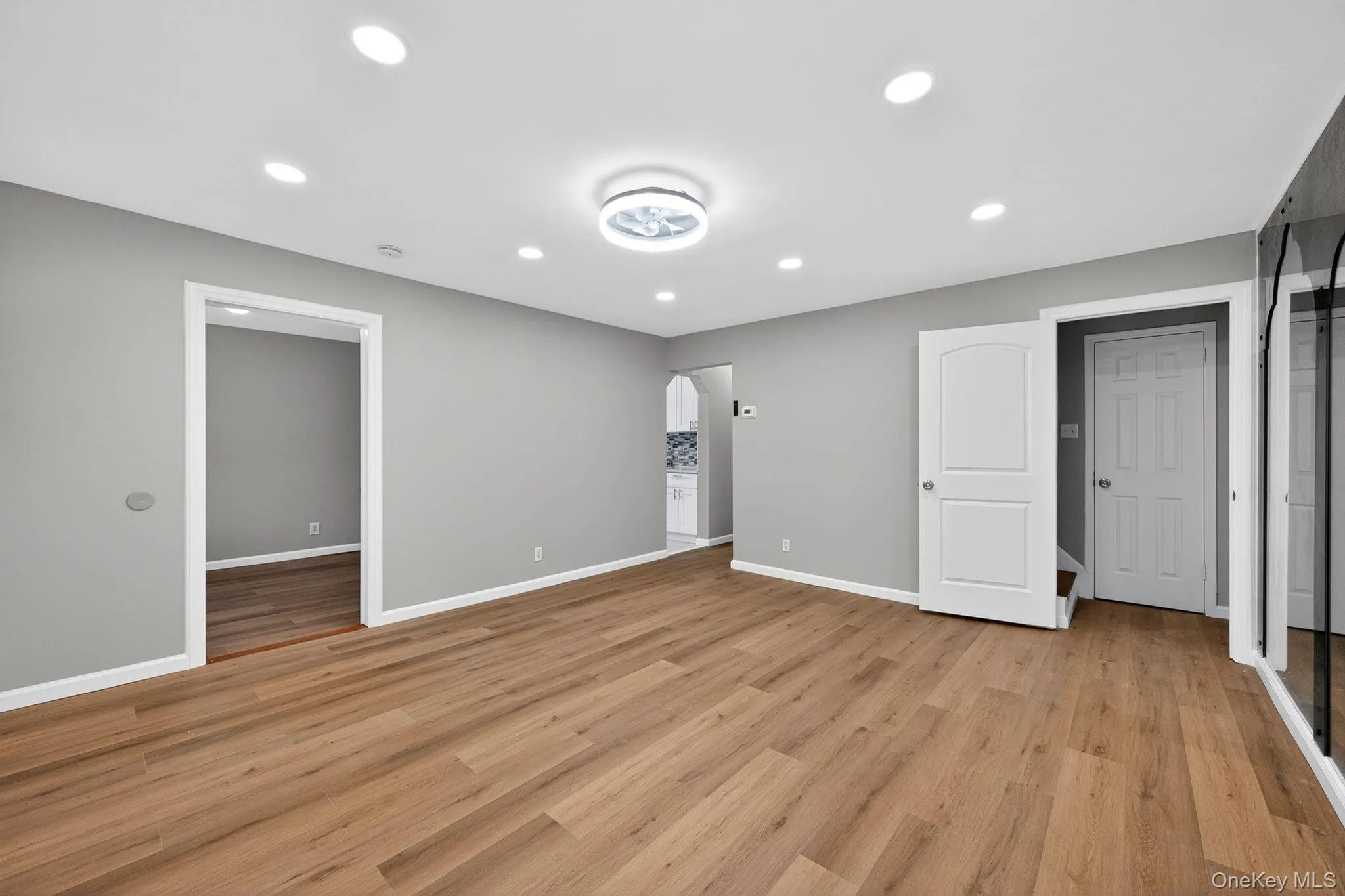 10424 208th Street, New York, NY, 5 Bedrooms Bedrooms, 10 Rooms Rooms,3 BathroomsBathrooms,Residential,For Rent,208th,0,960968 10424 208th Street, New York, NY, 5 Bedrooms Bedrooms, 10 Rooms Rooms,3 BathroomsBathrooms,Residential,For Rent,208th,0,960968