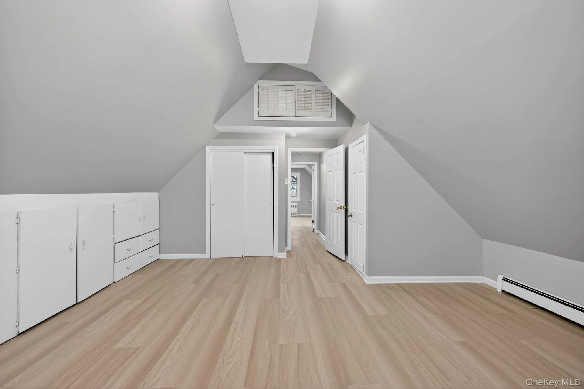 10424 208th Street, New York, NY, 5 Bedrooms Bedrooms, 10 Rooms Rooms,3 BathroomsBathrooms,Residential,For Rent,208th,0,960968 10424 208th Street, New York, NY, 5 Bedrooms Bedrooms, 10 Rooms Rooms,3 BathroomsBathrooms,Residential,For Rent,208th,0,960968