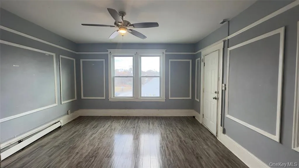 Laminate flooring, baseboard heating, ceiling fan. Laminate flooring, baseboard heating, ceiling fan.