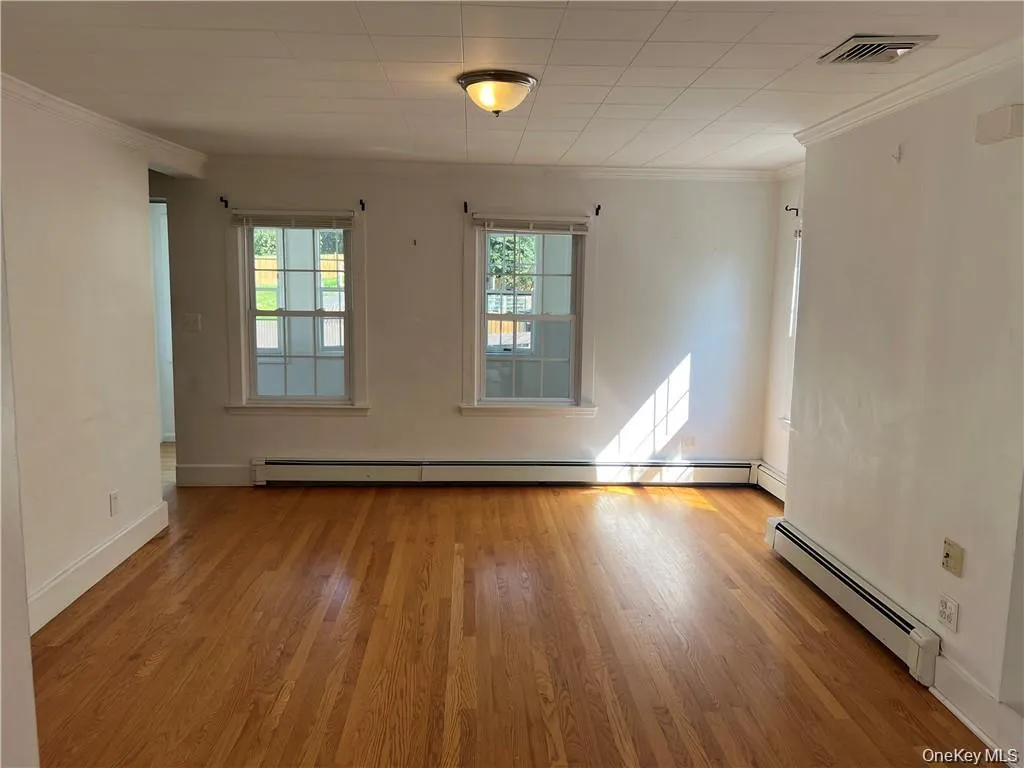 10 Overlook Avenue, Beacon, NY, 2 Bedrooms Bedrooms, 6 Rooms Rooms,2 BathroomsBathrooms,Residential Lease,For Rent,Overlook Avenue,0,961027 10 Overlook Avenue, Beacon, NY, 2 Bedrooms Bedrooms, 6 Rooms Rooms,2 BathroomsBathrooms,Residential Lease,For Rent,Overlook Avenue,0,961027