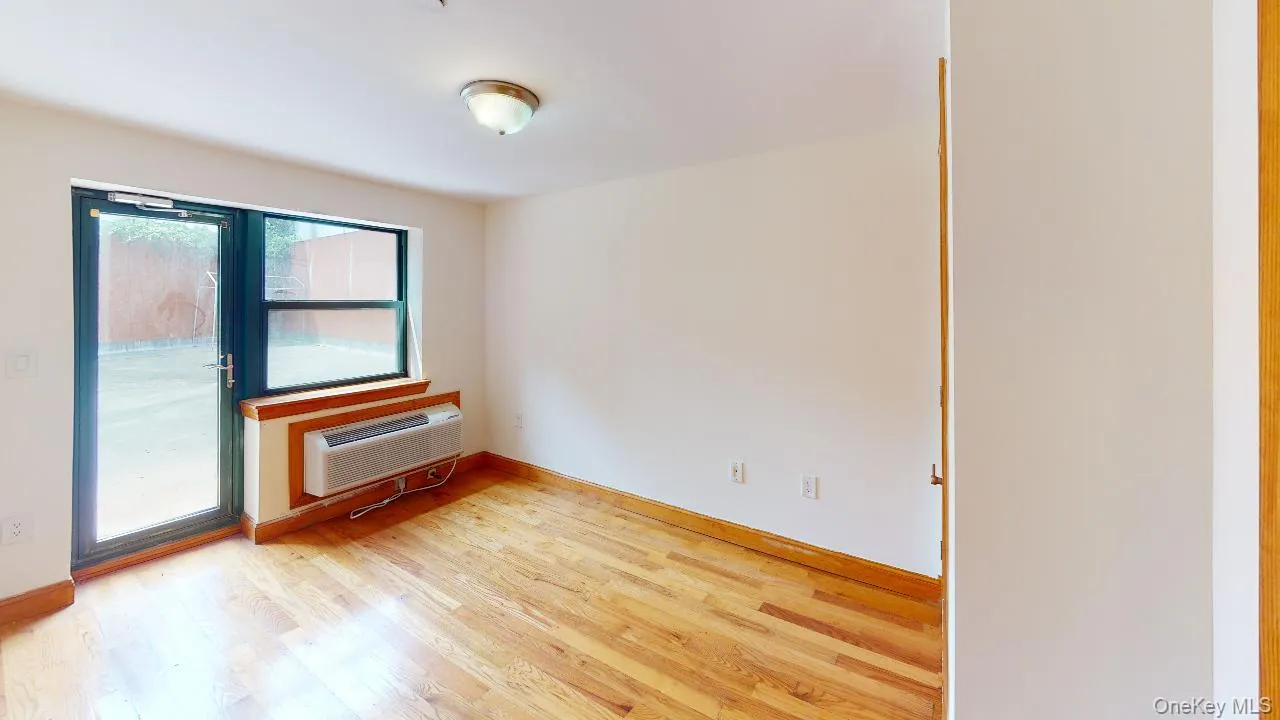 84-14 143rd Street, New York, NY, 2 Bedrooms Bedrooms, 4 Rooms Rooms,1 BathroomBathrooms,Residential Lease,For Rent,143rd,0,961064 84-14 143rd Street, New York, NY, 2 Bedrooms Bedrooms, 4 Rooms Rooms,1 BathroomBathrooms,Residential Lease,For Rent,143rd,0,961064