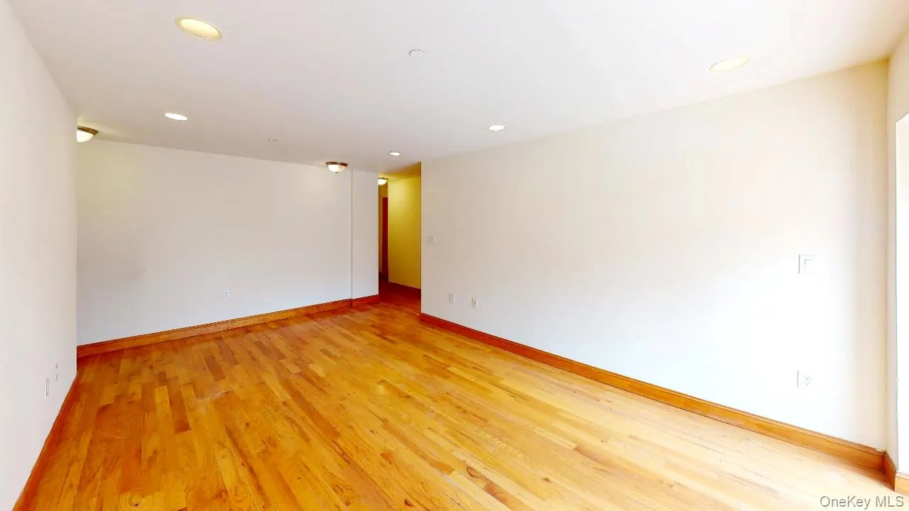 84-14 143rd Street, New York, NY, 2 Bedrooms Bedrooms, 4 Rooms Rooms,1 BathroomBathrooms,Residential Lease,For Rent,143rd,0,961064 84-14 143rd Street, New York, NY, 2 Bedrooms Bedrooms, 4 Rooms Rooms,1 BathroomBathrooms,Residential Lease,For Rent,143rd,0,961064