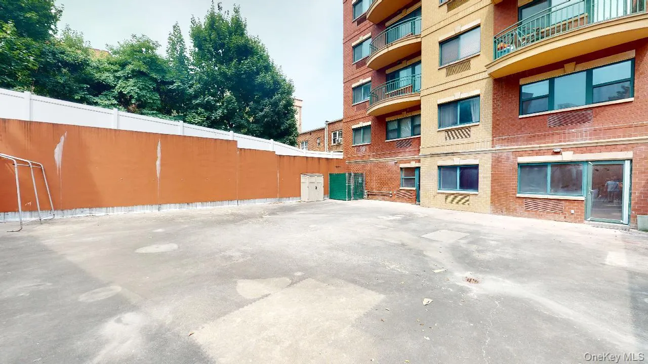 84-14 143rd Street, New York, NY, 2 Bedrooms Bedrooms, 4 Rooms Rooms,1 BathroomBathrooms,Residential Lease,For Rent,143rd,0,961064 84-14 143rd Street, New York, NY, 2 Bedrooms Bedrooms, 4 Rooms Rooms,1 BathroomBathrooms,Residential Lease,For Rent,143rd,0,961064