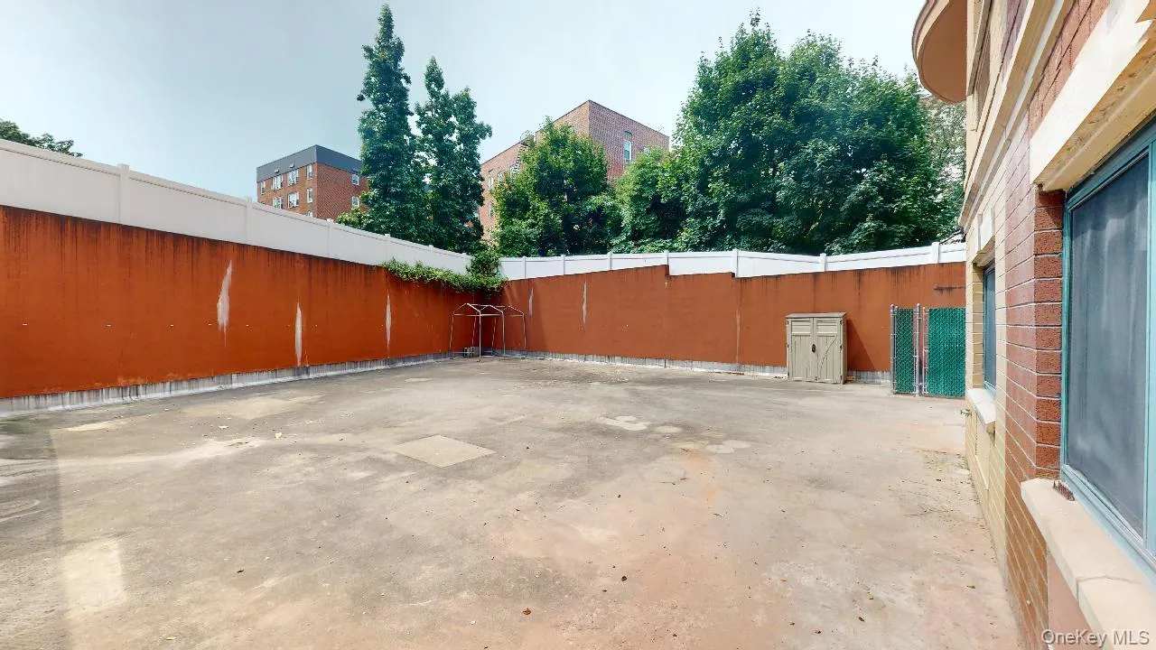 84-14 143rd Street, New York, NY, 2 Bedrooms Bedrooms, 4 Rooms Rooms,1 BathroomBathrooms,Residential Lease,For Rent,143rd,0,961064 84-14 143rd Street, New York, NY, 2 Bedrooms Bedrooms, 4 Rooms Rooms,1 BathroomBathrooms,Residential Lease,For Rent,143rd,0,961064