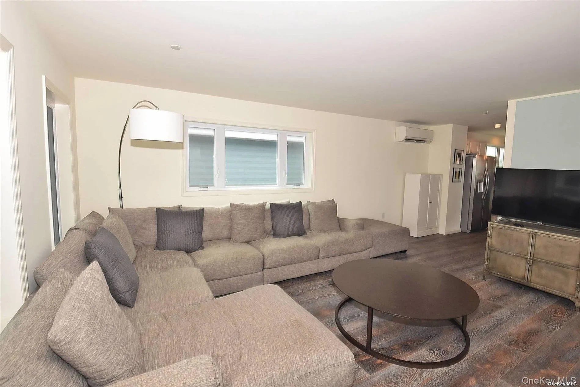 31 Florida Street, Long Beach, NY, 3 Bedrooms Bedrooms, 5 Rooms Rooms,2 BathroomsBathrooms,Residential Lease,For Rent,Florida,0,961067 31 Florida Street, Long Beach, NY, 3 Bedrooms Bedrooms, 5 Rooms Rooms,2 BathroomsBathrooms,Residential Lease,For Rent,Florida,0,961067