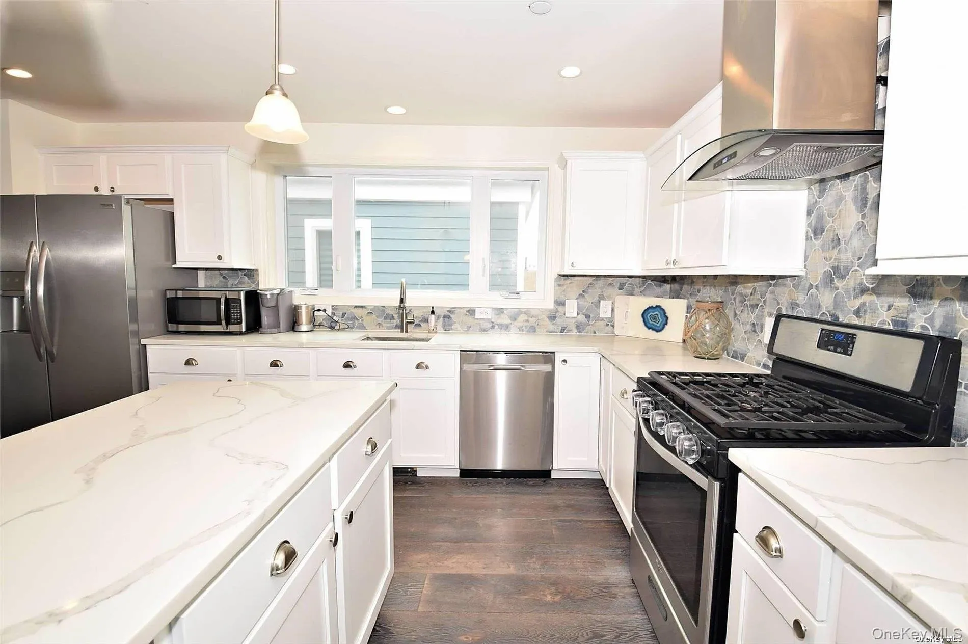 31 Florida Street, Long Beach, NY, 3 Bedrooms Bedrooms, 5 Rooms Rooms,2 BathroomsBathrooms,Residential Lease,For Rent,Florida,0,961067 31 Florida Street, Long Beach, NY, 3 Bedrooms Bedrooms, 5 Rooms Rooms,2 BathroomsBathrooms,Residential Lease,For Rent,Florida,0,961067