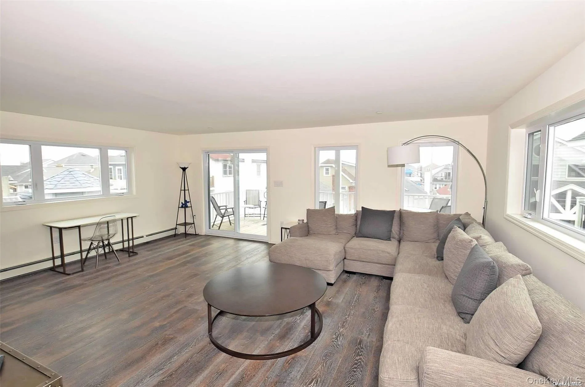 31 Florida Street, Long Beach, NY, 3 Bedrooms Bedrooms, 5 Rooms Rooms,2 BathroomsBathrooms,Residential Lease,For Rent,Florida,0,961067 31 Florida Street, Long Beach, NY, 3 Bedrooms Bedrooms, 5 Rooms Rooms,2 BathroomsBathrooms,Residential Lease,For Rent,Florida,0,961067