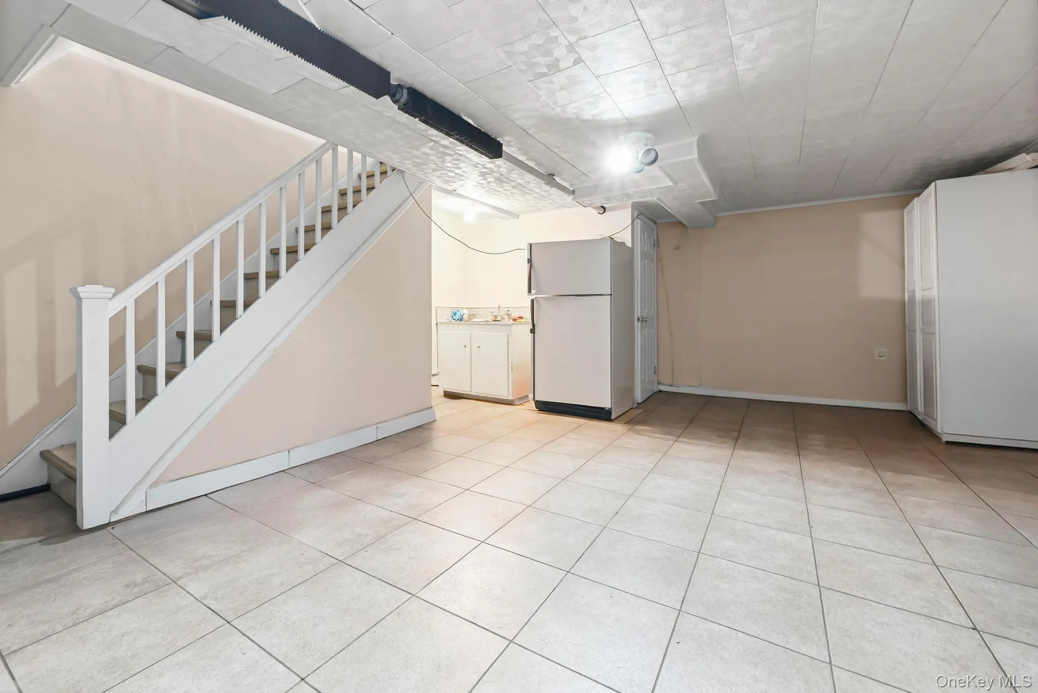 8505 67th Drive, New York, NY, 3 Bedrooms Bedrooms, 6 Rooms Rooms,1 BathroomBathrooms,Residential,For Rent,67th,0,961134 8505 67th Drive, New York, NY, 3 Bedrooms Bedrooms, 6 Rooms Rooms,1 BathroomBathrooms,Residential,For Rent,67th,0,961134