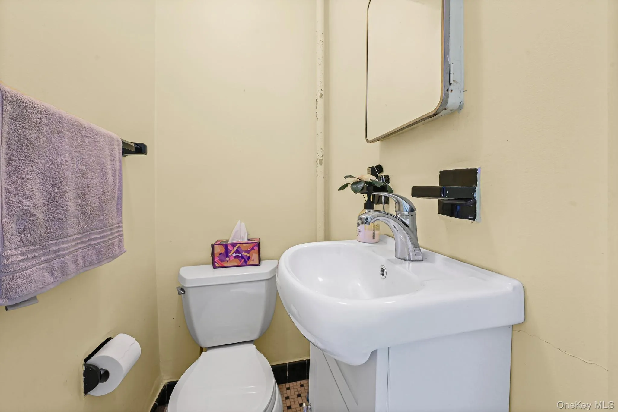 8505 67th Drive, New York, NY, 3 Bedrooms Bedrooms, 6 Rooms Rooms,1 BathroomBathrooms,Residential,For Rent,67th,0,961134 8505 67th Drive, New York, NY, 3 Bedrooms Bedrooms, 6 Rooms Rooms,1 BathroomBathrooms,Residential,For Rent,67th,0,961134