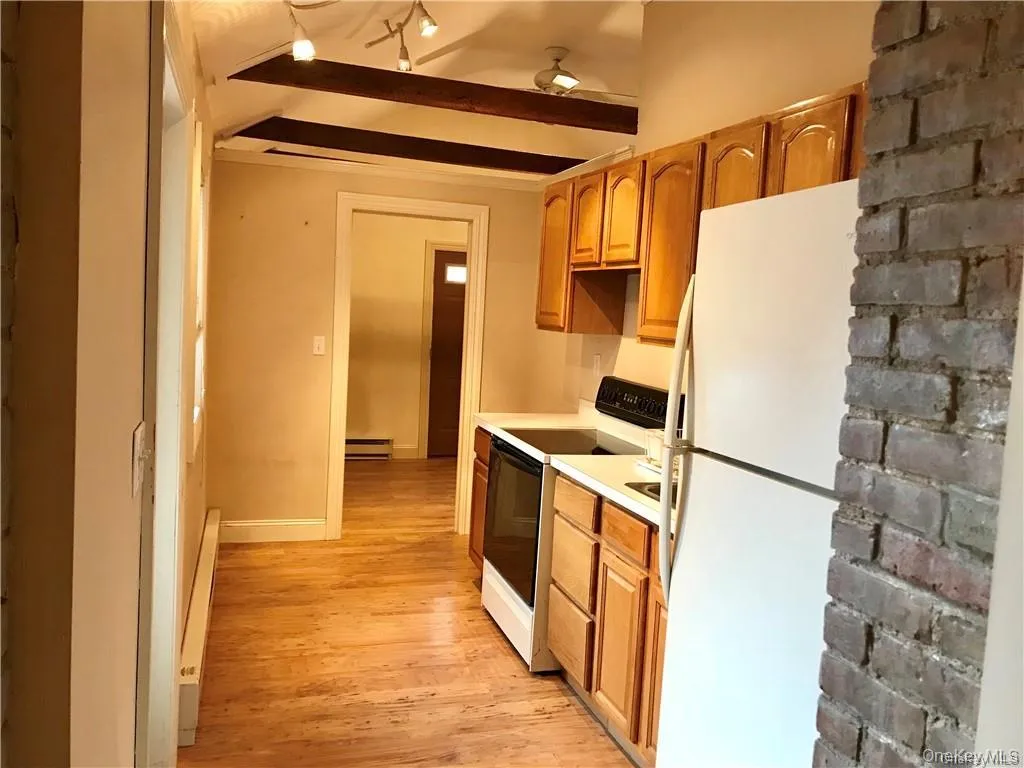 6 Main Street, Minisink, NY, 1 Bedroom Bedrooms, 3 Rooms Rooms,1 BathroomBathrooms,Residential Lease,For Rent,Main,0,961135 6 Main Street, Minisink, NY, 1 Bedroom Bedrooms, 3 Rooms Rooms,1 BathroomBathrooms,Residential Lease,For Rent,Main,0,961135