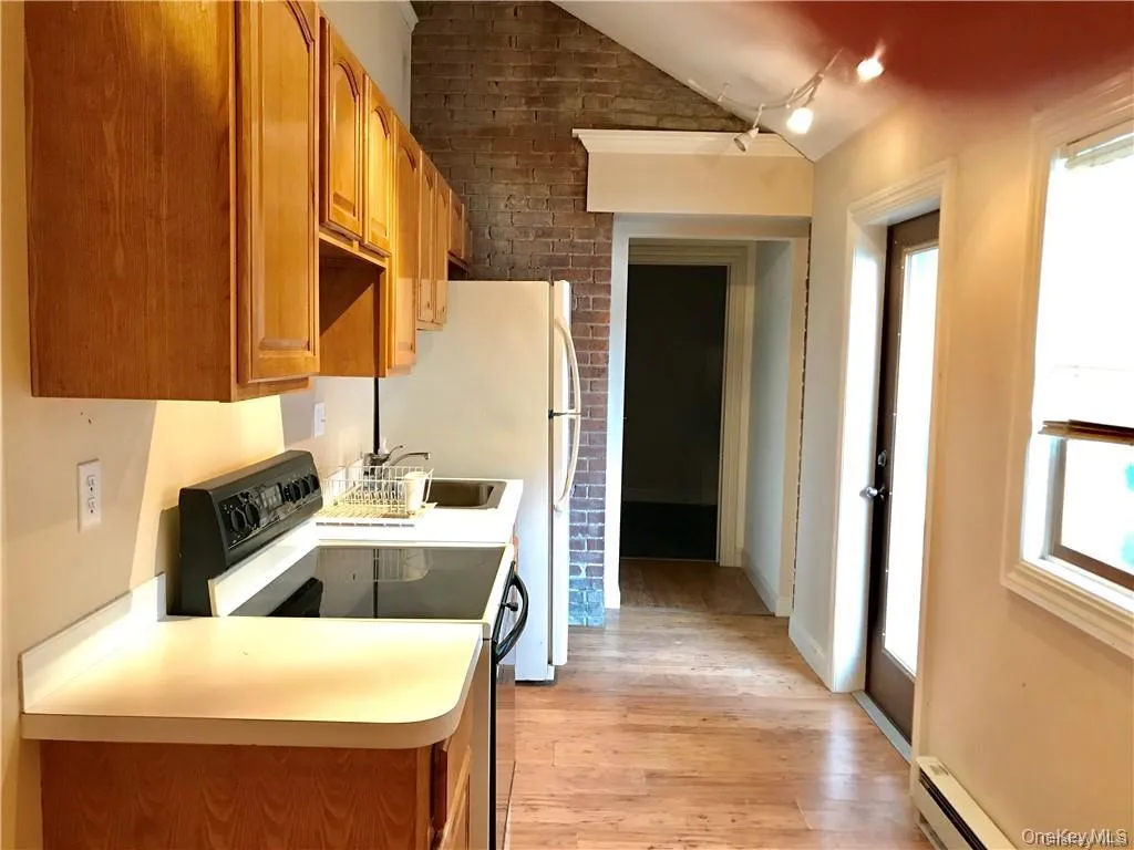 6 Main Street, Minisink, NY, 1 Bedroom Bedrooms, 3 Rooms Rooms,1 BathroomBathrooms,Residential Lease,For Rent,Main,0,961135 6 Main Street, Minisink, NY, 1 Bedroom Bedrooms, 3 Rooms Rooms,1 BathroomBathrooms,Residential Lease,For Rent,Main,0,961135