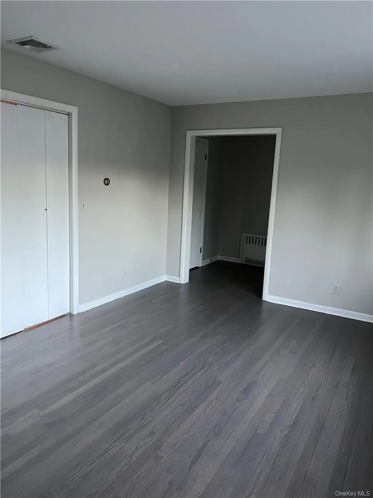Master Bedroom with large walk-in closets. Master Bedroom with large walk-in closets.