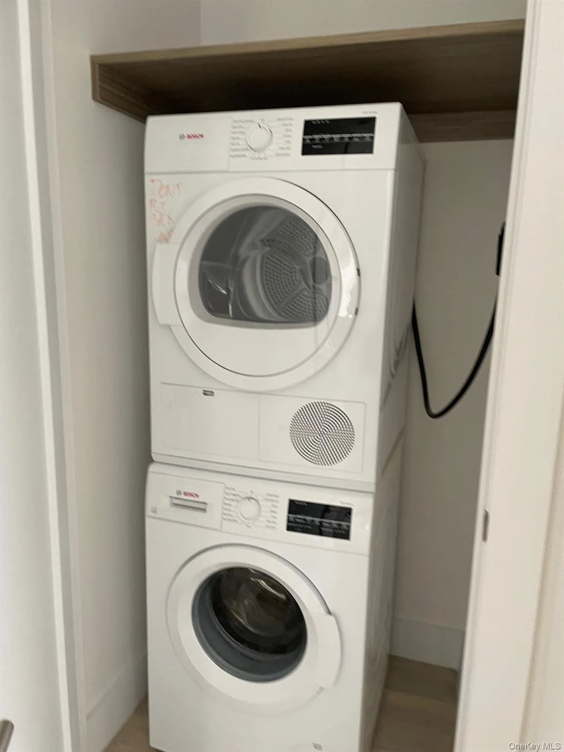 19-14 21st Road, New York, NY, 2 Bedrooms Bedrooms, 4 Rooms Rooms,2 BathroomsBathrooms,Residential,For Rent,21st,0,961151 19-14 21st Road, New York, NY, 2 Bedrooms Bedrooms, 4 Rooms Rooms,2 BathroomsBathrooms,Residential,For Rent,21st,0,961151