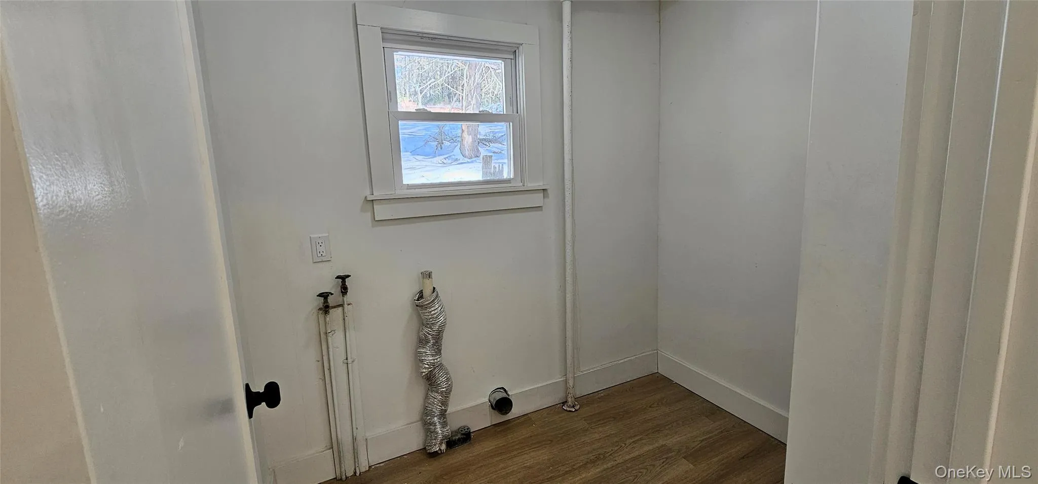 1240 Co Road 23, Tusten, NY, 3 Bedrooms Bedrooms, 8 Rooms Rooms,2 BathroomsBathrooms,Residential,For Rent,Co Road 23,0,961155 1240 Co Road 23, Tusten, NY, 3 Bedrooms Bedrooms, 8 Rooms Rooms,2 BathroomsBathrooms,Residential,For Rent,Co Road 23,0,961155