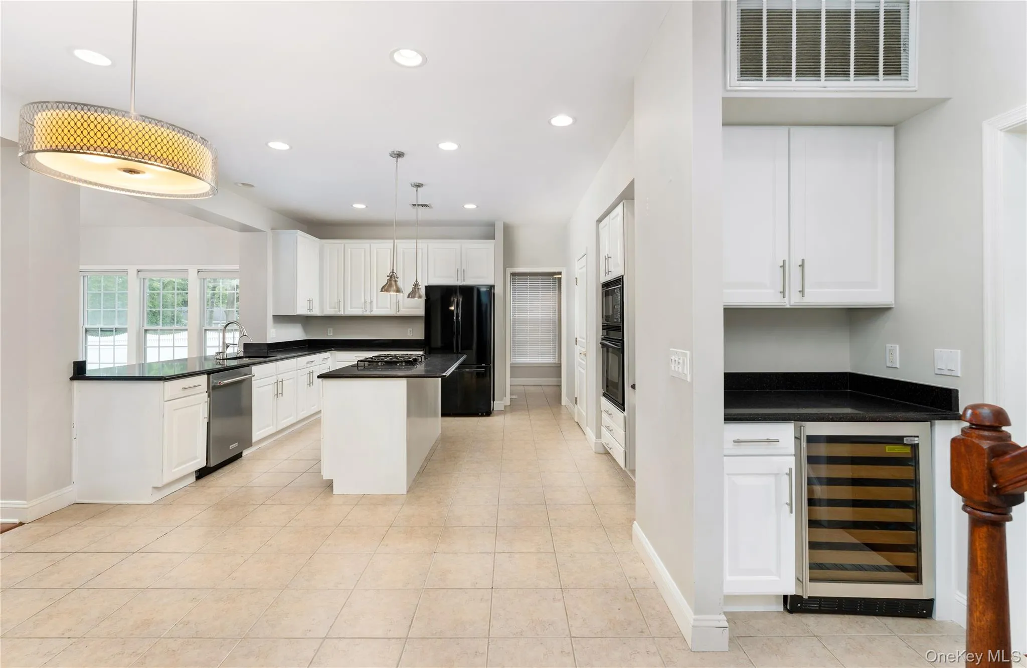 48 Avolet Court, Brookhaven, NY, 5 Bedrooms Bedrooms, 11 Rooms Rooms,3 BathroomsBathrooms,Residential Lease,For Rent,Avolet,0,961185 48 Avolet Court, Brookhaven, NY, 5 Bedrooms Bedrooms, 11 Rooms Rooms,3 BathroomsBathrooms,Residential Lease,For Rent,Avolet,0,961185