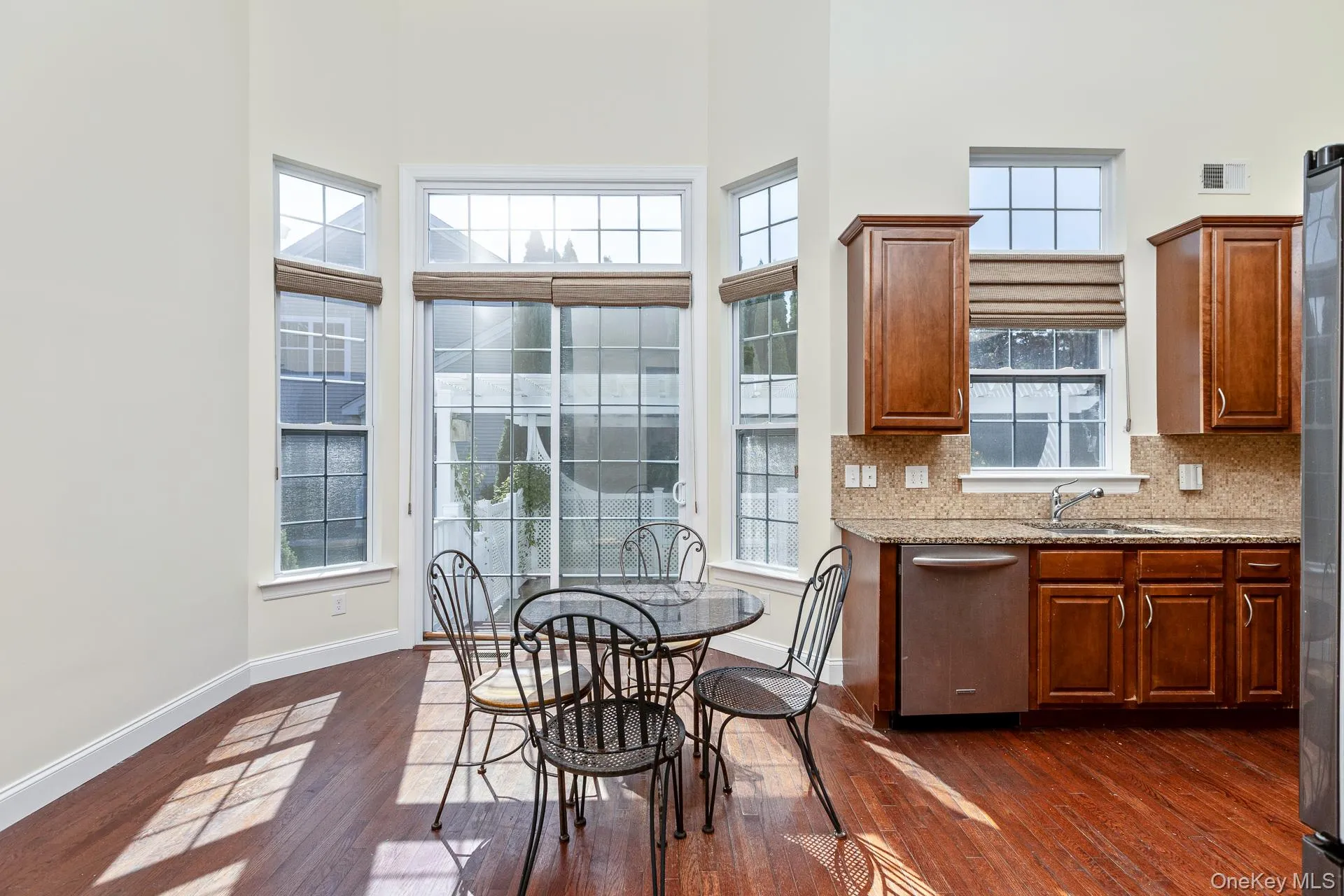 51 Toni Court, Brookhaven, NY, 2 Bedrooms Bedrooms, 7 Rooms Rooms,2 BathroomsBathrooms,Residential,For Rent,Toni,0,961229 51 Toni Court, Brookhaven, NY, 2 Bedrooms Bedrooms, 7 Rooms Rooms,2 BathroomsBathrooms,Residential,For Rent,Toni,0,961229