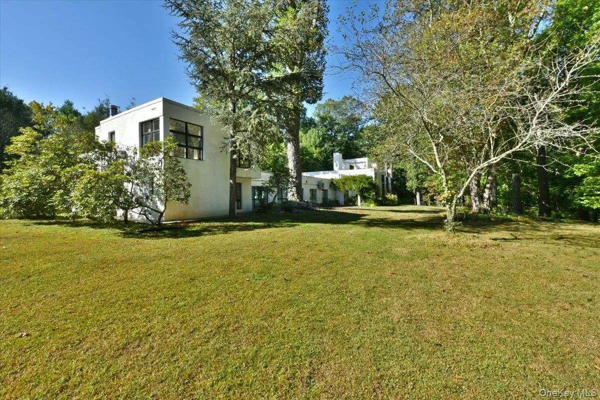 3 Mill Pond Lane, Oyster Bay, NY, 5 Bedrooms Bedrooms, 10 Rooms Rooms,5 BathroomsBathrooms,Residential Lease,For Rent,Mill Pond,0,961266 3 Mill Pond Lane, Oyster Bay, NY, 5 Bedrooms Bedrooms, 10 Rooms Rooms,5 BathroomsBathrooms,Residential Lease,For Rent,Mill Pond,0,961266