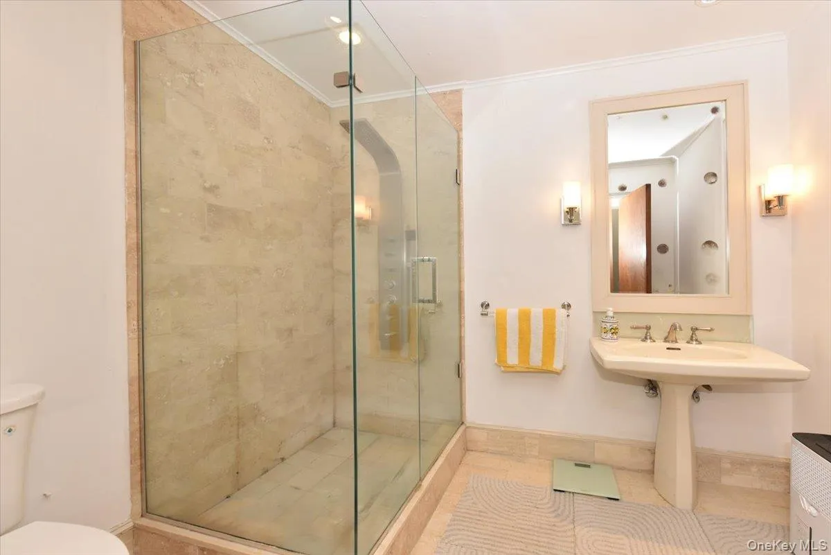 3 Mill Pond Lane, Oyster Bay, NY, 5 Bedrooms Bedrooms, 10 Rooms Rooms,5 BathroomsBathrooms,Residential Lease,For Rent,Mill Pond,0,961266 3 Mill Pond Lane, Oyster Bay, NY, 5 Bedrooms Bedrooms, 10 Rooms Rooms,5 BathroomsBathrooms,Residential Lease,For Rent,Mill Pond,0,961266