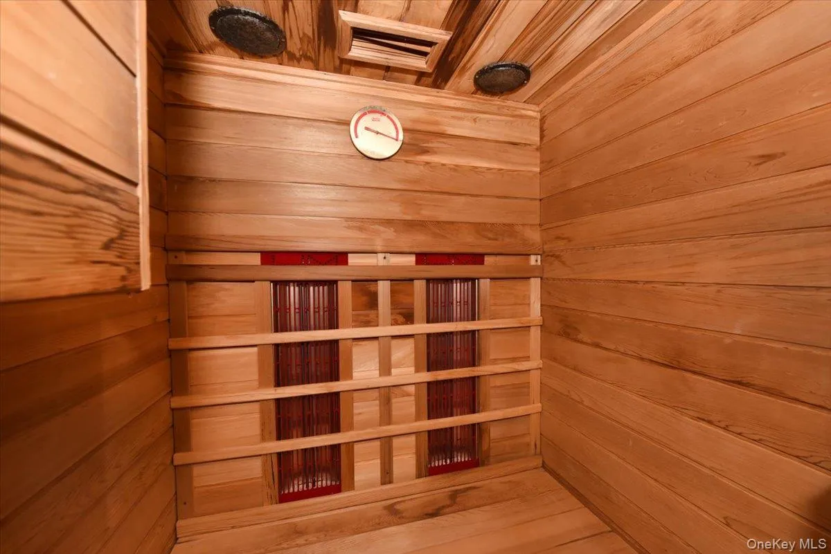 3 Mill Pond Lane, Oyster Bay, NY, 5 Bedrooms Bedrooms, 10 Rooms Rooms,5 BathroomsBathrooms,Residential Lease,For Rent,Mill Pond,0,961266 3 Mill Pond Lane, Oyster Bay, NY, 5 Bedrooms Bedrooms, 10 Rooms Rooms,5 BathroomsBathrooms,Residential Lease,For Rent,Mill Pond,0,961266