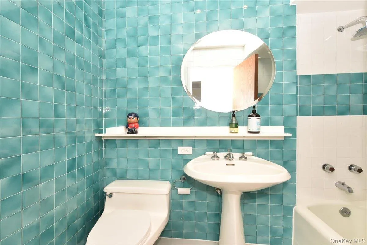 3 Mill Pond Lane, Oyster Bay, NY, 5 Bedrooms Bedrooms, 10 Rooms Rooms,5 BathroomsBathrooms,Residential Lease,For Rent,Mill Pond,0,961266 3 Mill Pond Lane, Oyster Bay, NY, 5 Bedrooms Bedrooms, 10 Rooms Rooms,5 BathroomsBathrooms,Residential Lease,For Rent,Mill Pond,0,961266