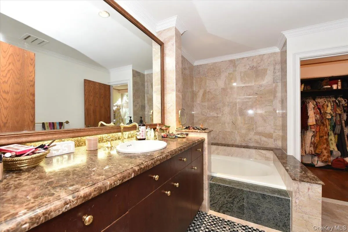 3 Mill Pond Lane, Oyster Bay, NY, 5 Bedrooms Bedrooms, 10 Rooms Rooms,5 BathroomsBathrooms,Residential Lease,For Rent,Mill Pond,0,961266 3 Mill Pond Lane, Oyster Bay, NY, 5 Bedrooms Bedrooms, 10 Rooms Rooms,5 BathroomsBathrooms,Residential Lease,For Rent,Mill Pond,0,961266