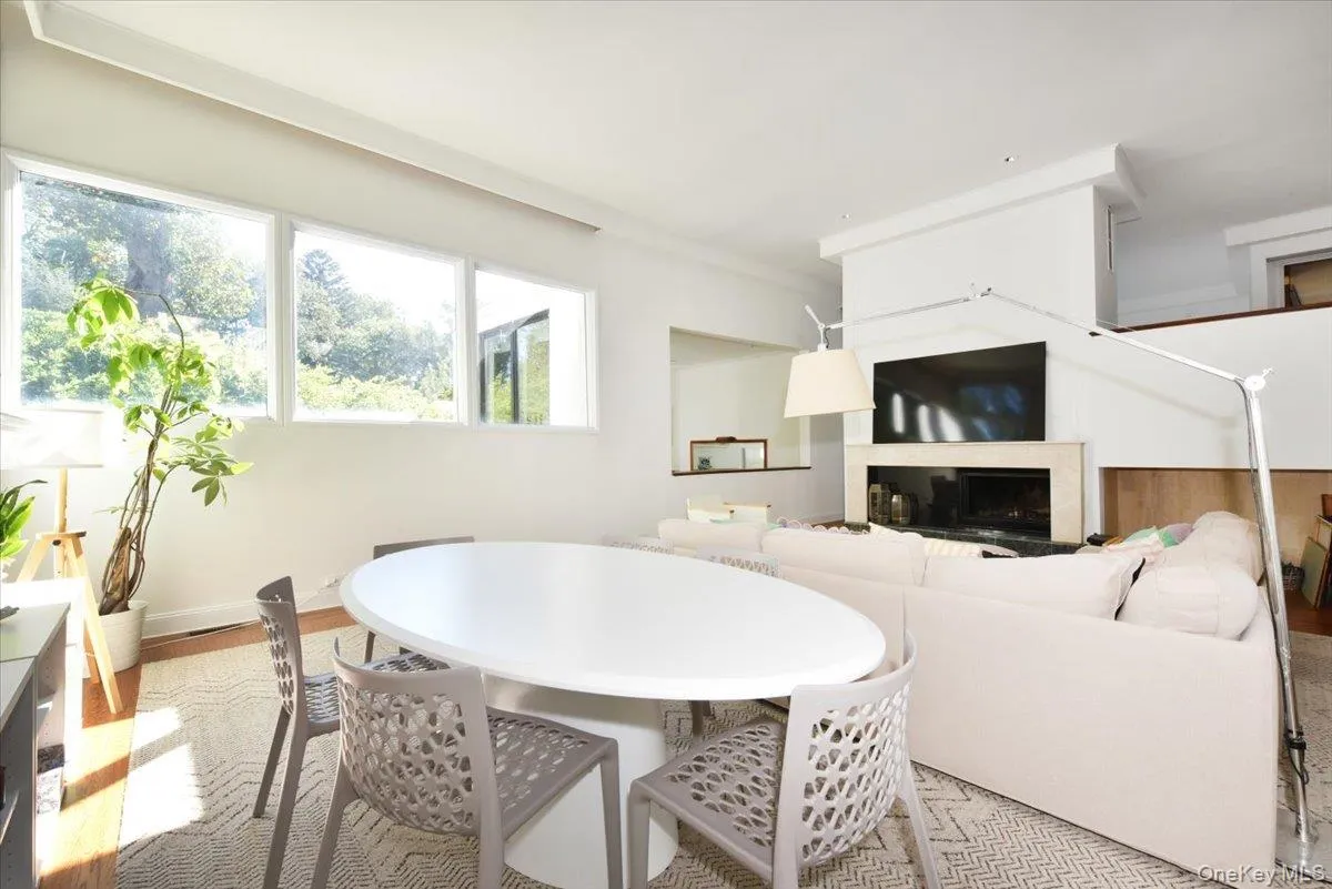 3 Mill Pond Lane, Oyster Bay, NY, 5 Bedrooms Bedrooms, 10 Rooms Rooms,5 BathroomsBathrooms,Residential Lease,For Rent,Mill Pond,0,961266 3 Mill Pond Lane, Oyster Bay, NY, 5 Bedrooms Bedrooms, 10 Rooms Rooms,5 BathroomsBathrooms,Residential Lease,For Rent,Mill Pond,0,961266