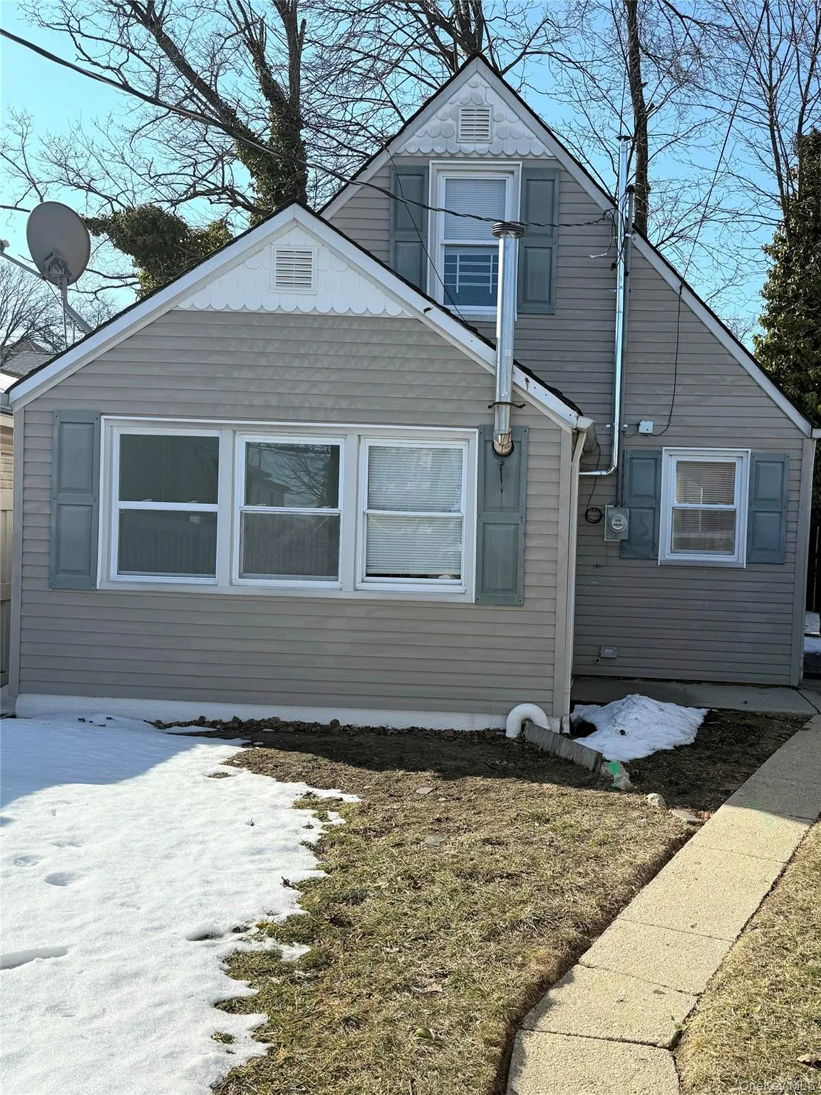 137-22 242nd Street, New York, NY, 2 Bedrooms Bedrooms, 5 Rooms Rooms,1 BathroomBathrooms,Residential Lease,For Rent,242nd,0,961274 137-22 242nd Street, New York, NY, 2 Bedrooms Bedrooms, 5 Rooms Rooms,1 BathroomBathrooms,Residential Lease,For Rent,242nd,0,961274