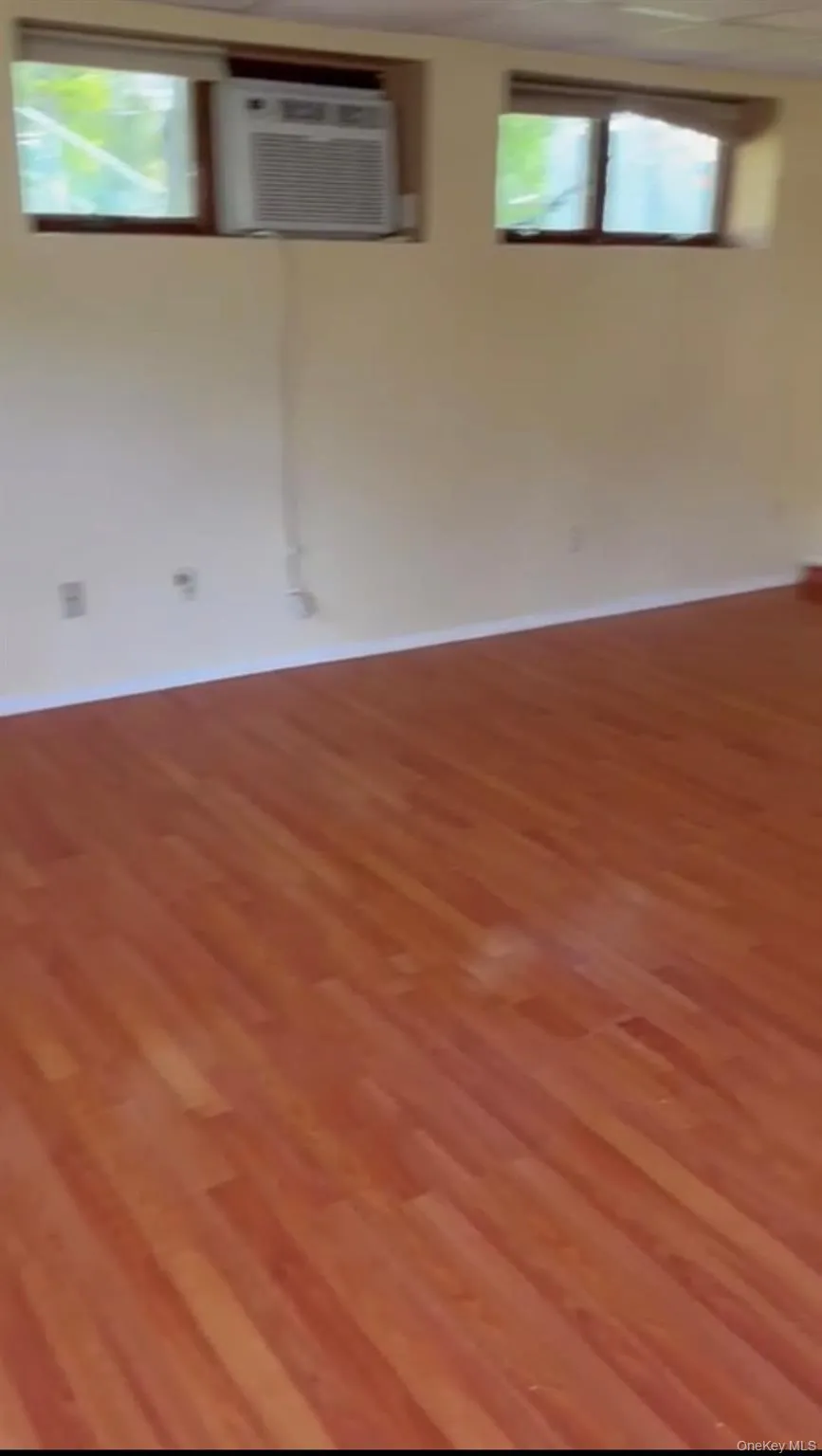 9 Dulce Lane, Huntington, NY, 1 Bedroom Bedrooms, 3 Rooms Rooms,1 BathroomBathrooms,Residential Lease,For Rent,Dulce,0,961280 9 Dulce Lane, Huntington, NY, 1 Bedroom Bedrooms, 3 Rooms Rooms,1 BathroomBathrooms,Residential Lease,For Rent,Dulce,0,961280