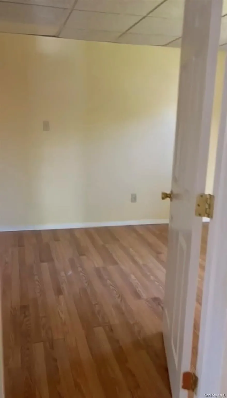 9 Dulce Lane, Huntington, NY, 1 Bedroom Bedrooms, 3 Rooms Rooms,1 BathroomBathrooms,Residential Lease,For Rent,Dulce,0,961280 9 Dulce Lane, Huntington, NY, 1 Bedroom Bedrooms, 3 Rooms Rooms,1 BathroomBathrooms,Residential Lease,For Rent,Dulce,0,961280