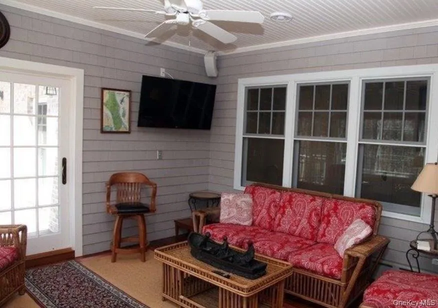 190 Jackson Landing, Southold, NY, 5 Bedrooms Bedrooms, 12 Rooms Rooms,5 BathroomsBathrooms,Residential Lease,For Rent,Jackson,0,961282 190 Jackson Landing, Southold, NY, 5 Bedrooms Bedrooms, 12 Rooms Rooms,5 BathroomsBathrooms,Residential Lease,For Rent,Jackson,0,961282