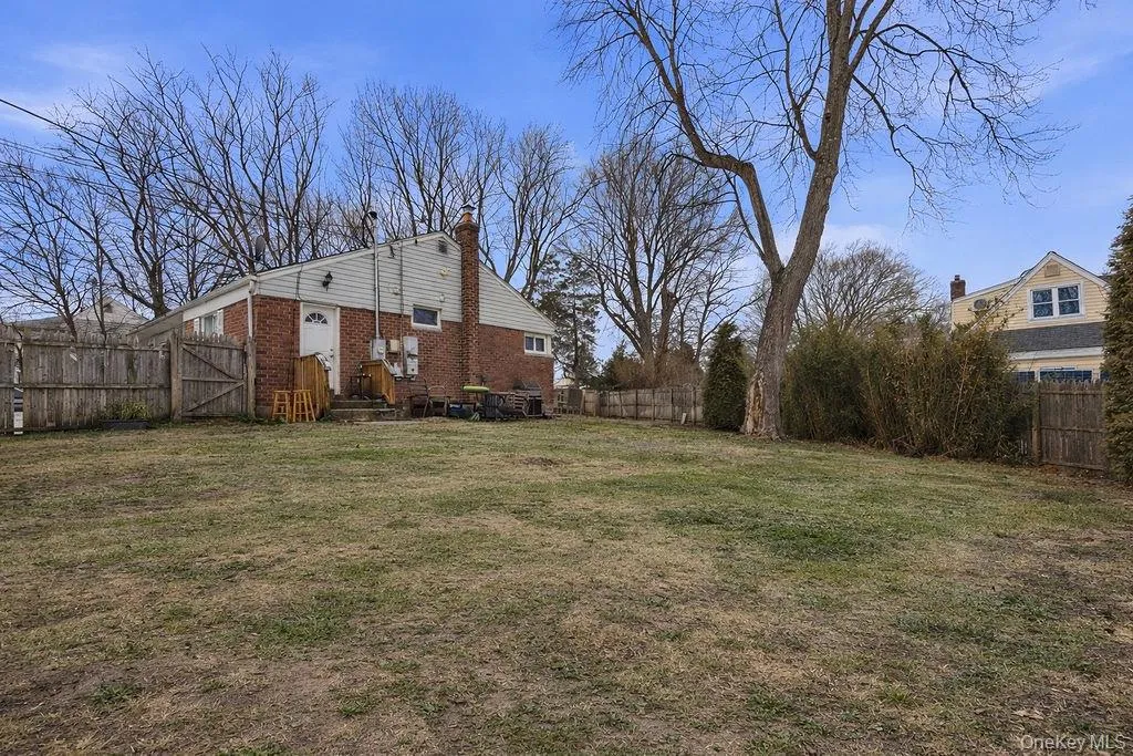 45 Oakley Drive, Huntington, NY, 4 Bedrooms Bedrooms, 5 Rooms Rooms,2 BathroomsBathrooms,Residential,For Rent,Oakley,0,KEY961285 45 Oakley Drive, Huntington, NY, 4 Bedrooms Bedrooms, 5 Rooms Rooms,2 BathroomsBathrooms,Residential,For Rent,Oakley,0,KEY961285