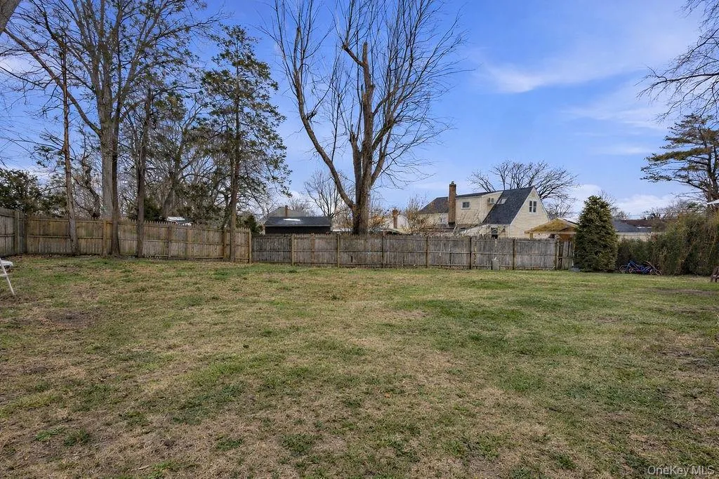 45 Oakley Drive, Huntington, NY, 4 Bedrooms Bedrooms, 5 Rooms Rooms,2 BathroomsBathrooms,Residential,For Rent,Oakley,0,KEY961285 45 Oakley Drive, Huntington, NY, 4 Bedrooms Bedrooms, 5 Rooms Rooms,2 BathroomsBathrooms,Residential,For Rent,Oakley,0,KEY961285